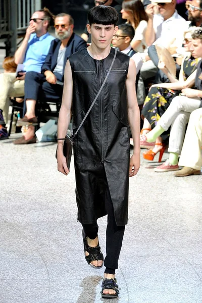 Look 6